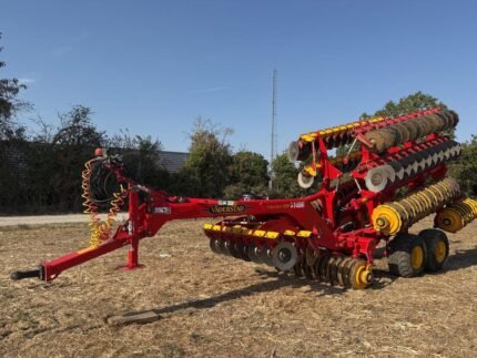 Vaderstad Carrier 820
